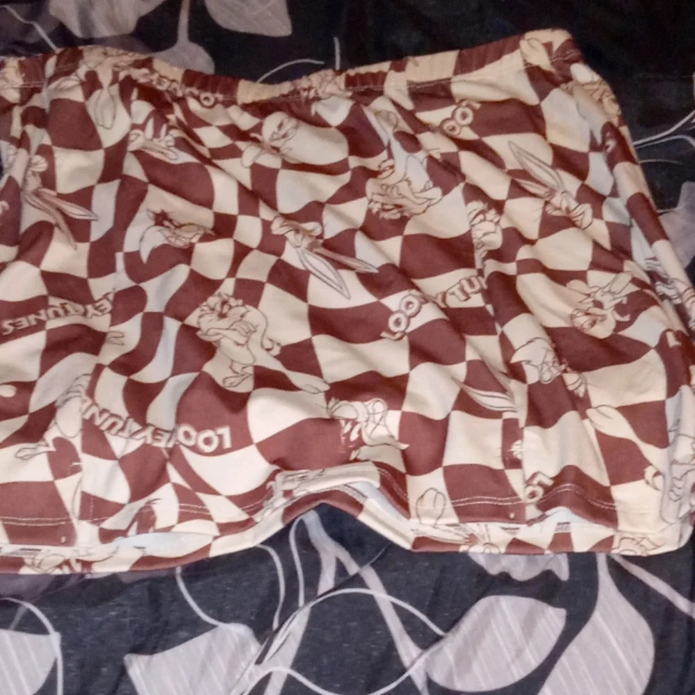 Skirt - Picture 1 of 4